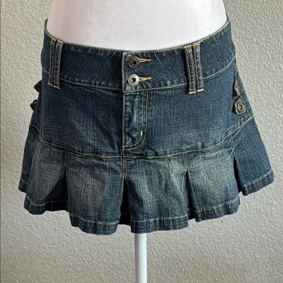 Guess Blue Pleated Skater Mini Skirt size 29 - Picture 2 of 8